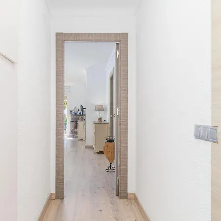 Villa Apart-rent Valira 0149