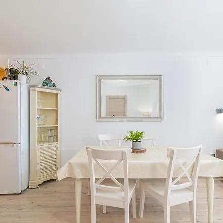 Villa Apart-rent Valira 0149