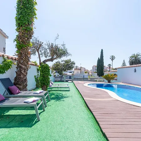 Villa Apart-rent Valira 0149 *