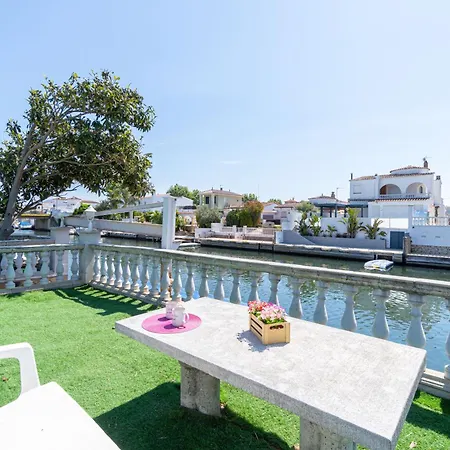 Villa Apart-rent Valira 0149 Empuriabrava