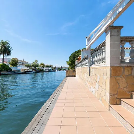 Villa Apart-rent Valira 0149 *